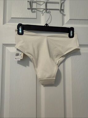 H&M Cream Ribbed High-Cut Bikini Bottoms